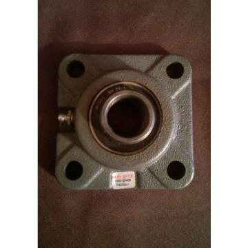 FB250-1 Flange Hub Bearing 1&#034; Mcgill MB25-1