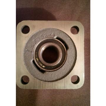 FB250-1 Flange Hub Bearing 1&#034; Mcgill MB25-1